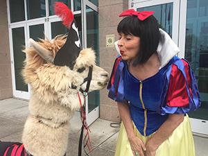 linda-snow-white.jpg